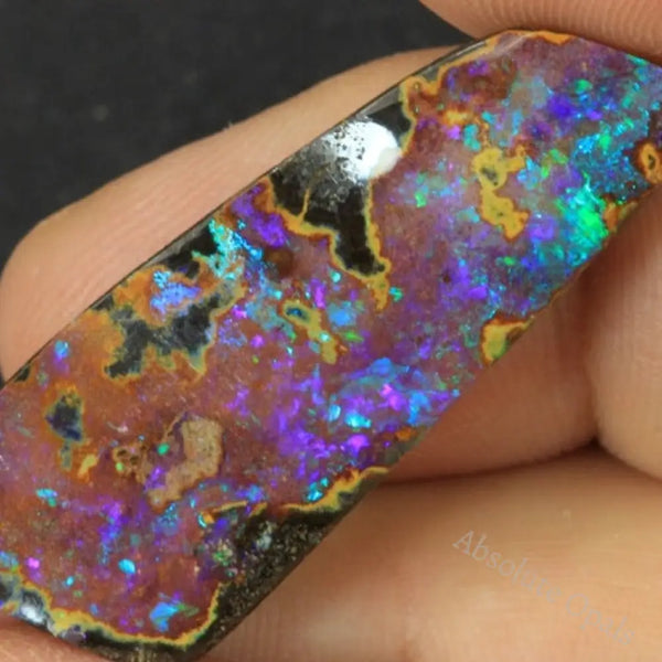 Selling 4.5 cts Blue rainbow Australian boulder opal