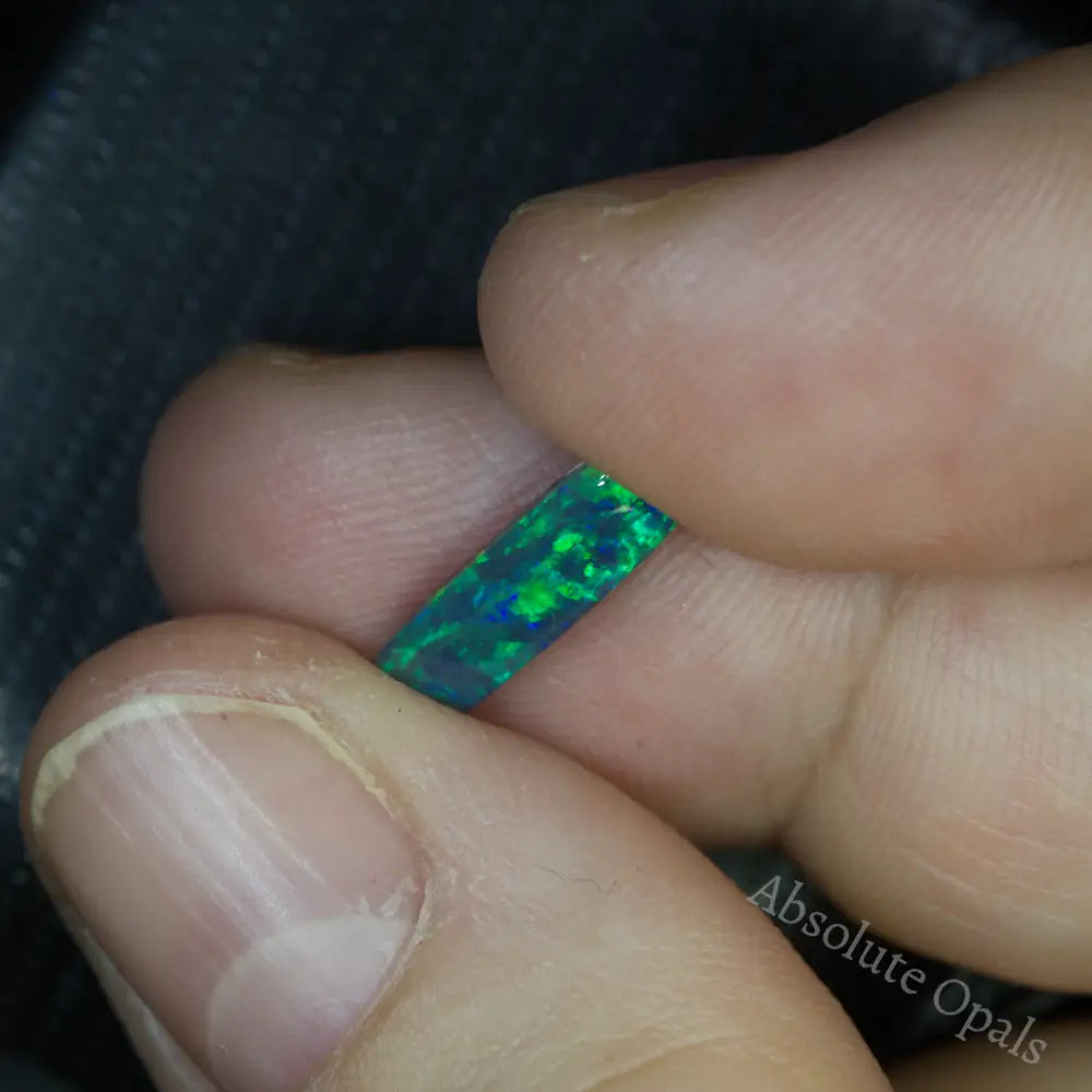 0.84 Cts Black Opal Solid Lightning Ridge Stone Cmr