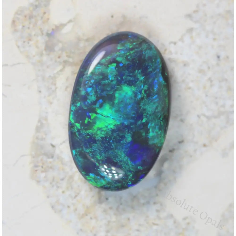 0.99 cts Black Opal Lightning Ridge Solid Stone