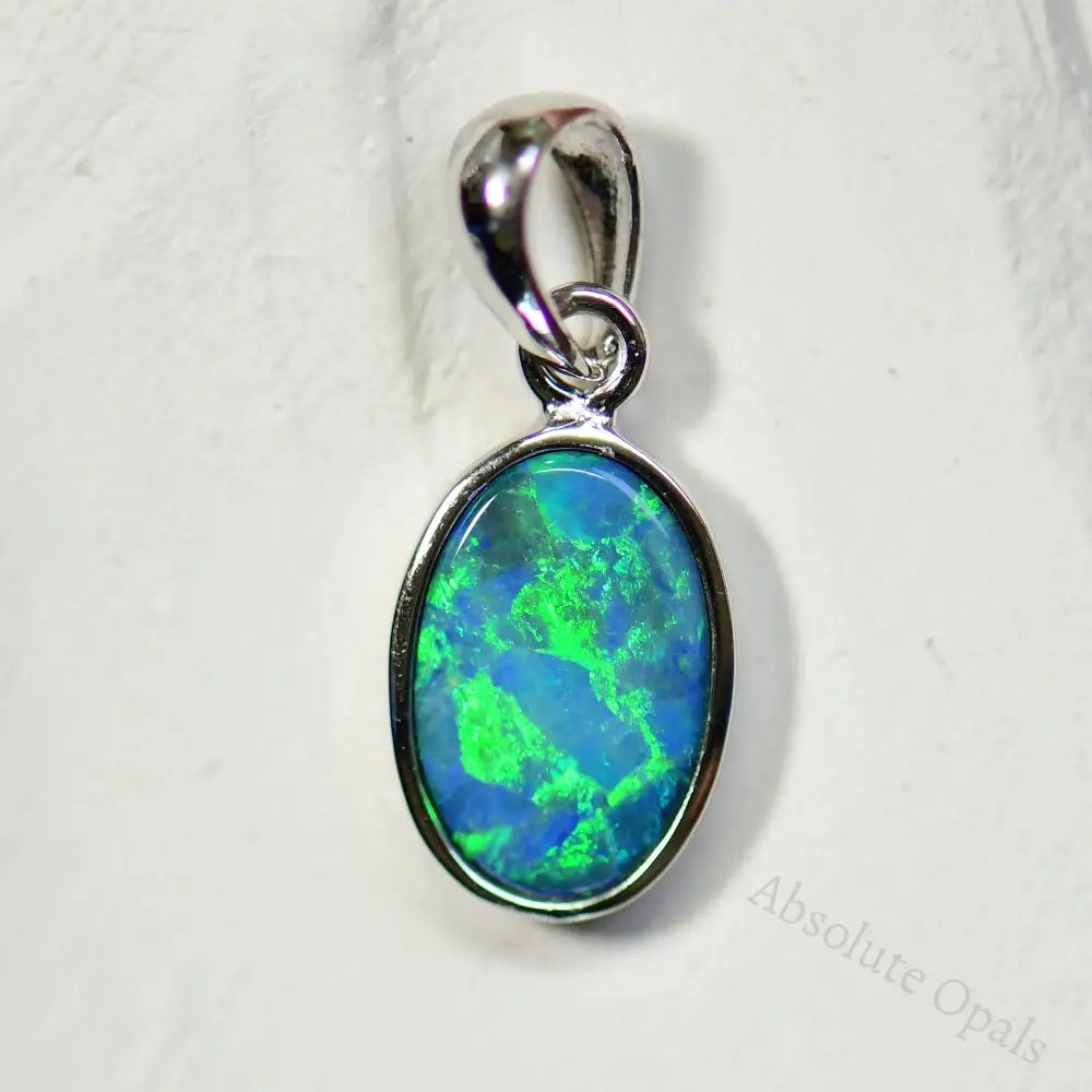 1.06 G Australian Doublet Opal With Silver Pendant: L 20.7 Mm Jewellery