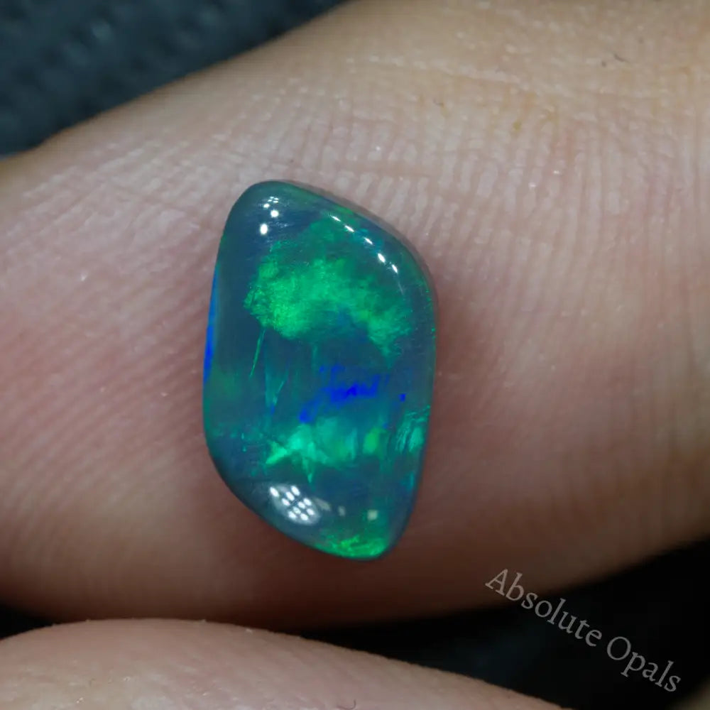  Black Opal Lightning Ridge, cabochon Stone