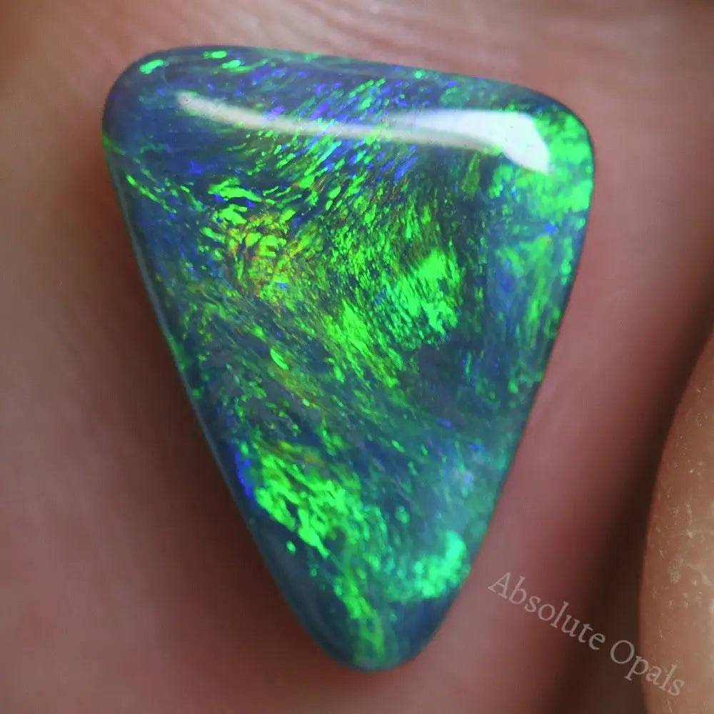 1.35 Cts Australian Black Opal Lightning Ridge Cabochon