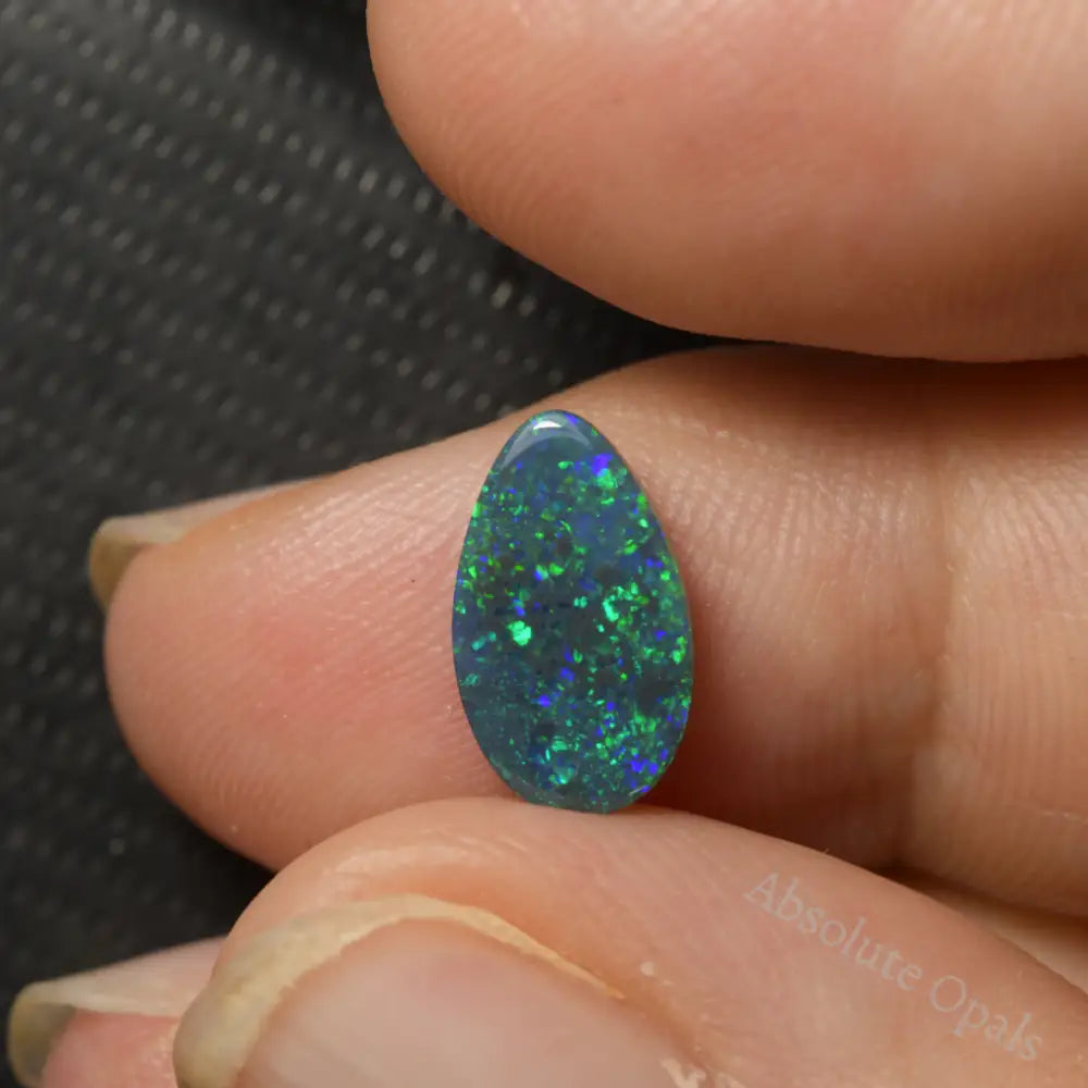 1.60 cts Black Opal Lightning Ridge Solid Stone