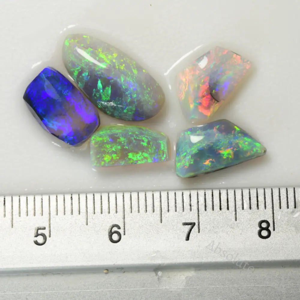 loose gemstone