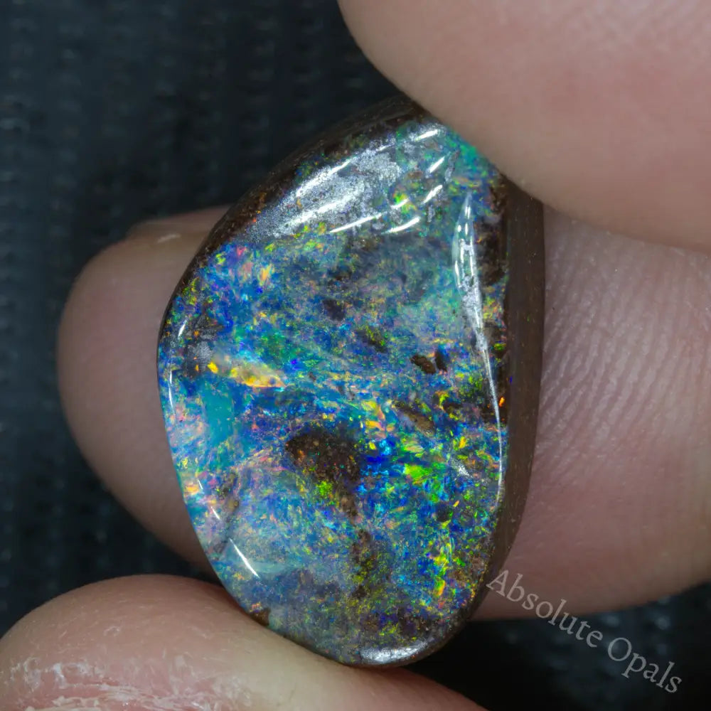 cabochon boulder opal