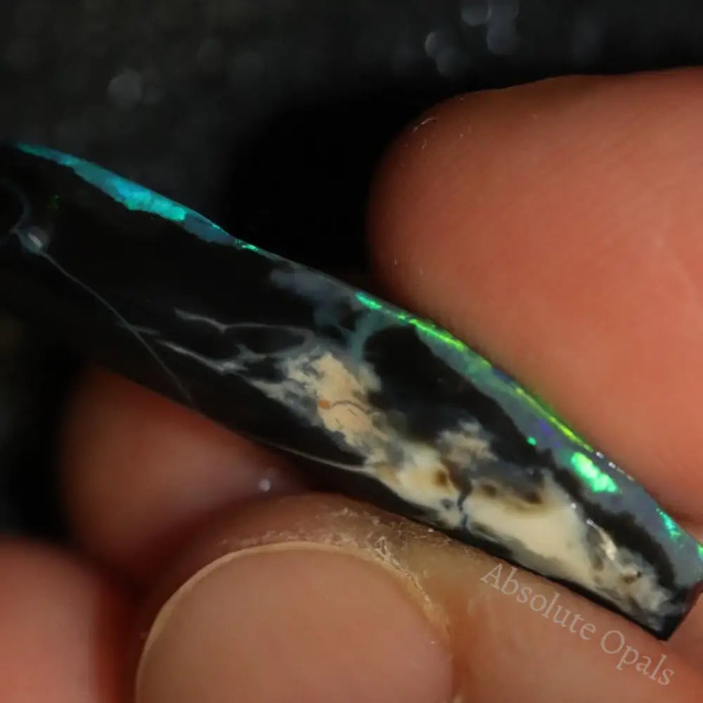 10.65 Cts Single Black Opal Rough Rubs Gem Stone 28.0X10.2X6.0Mm