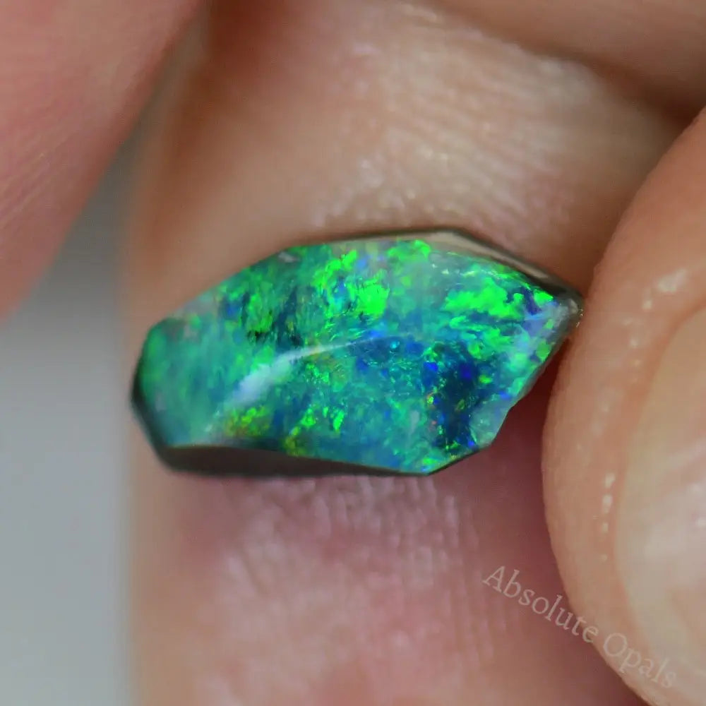 black rough opal