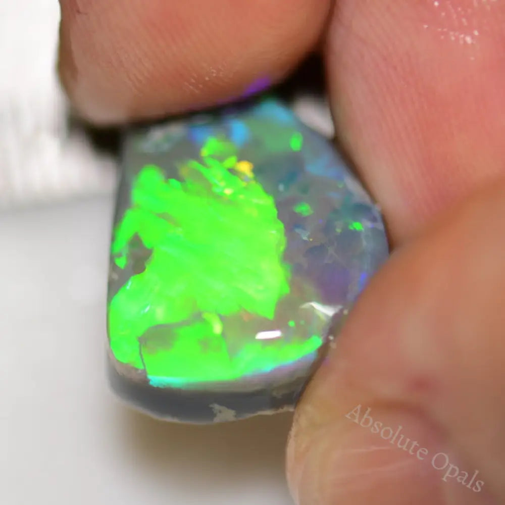 14.8 Cts Australian Rough Opal Rub Lightning Ridge