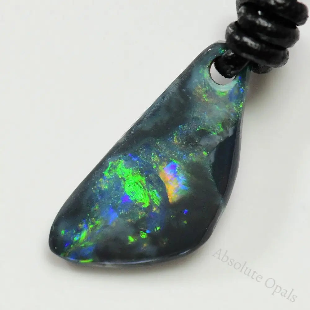 15.90 Cts Australian Opal Drilled Greek Leather Mounted Pendant Necklace Jewellery