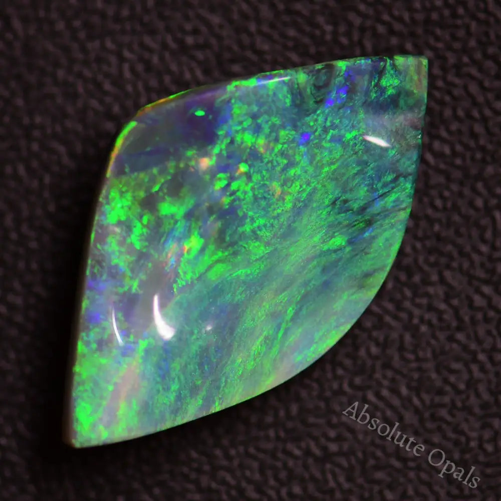 19.32 Cts Australian Solid Opal Carving Lightning Ridge Cmr Black