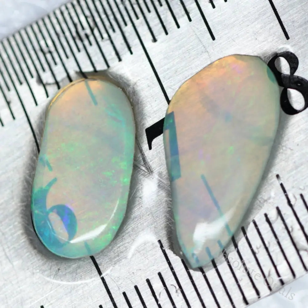 2.6 Cts Australian Rough Opal Rubs Lightning Ridge