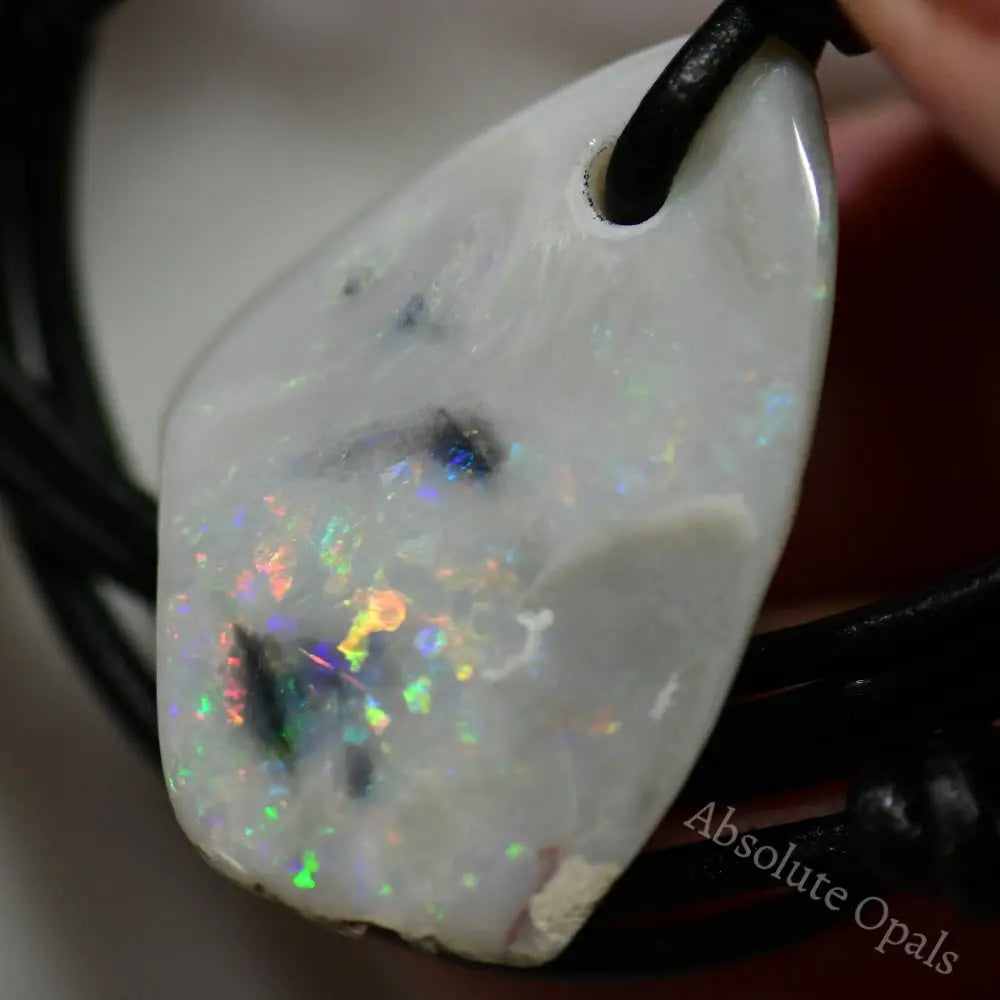 20 Cts Australian Opal Drilled Greek Leather Mounted Pendant Necklace Jewellery