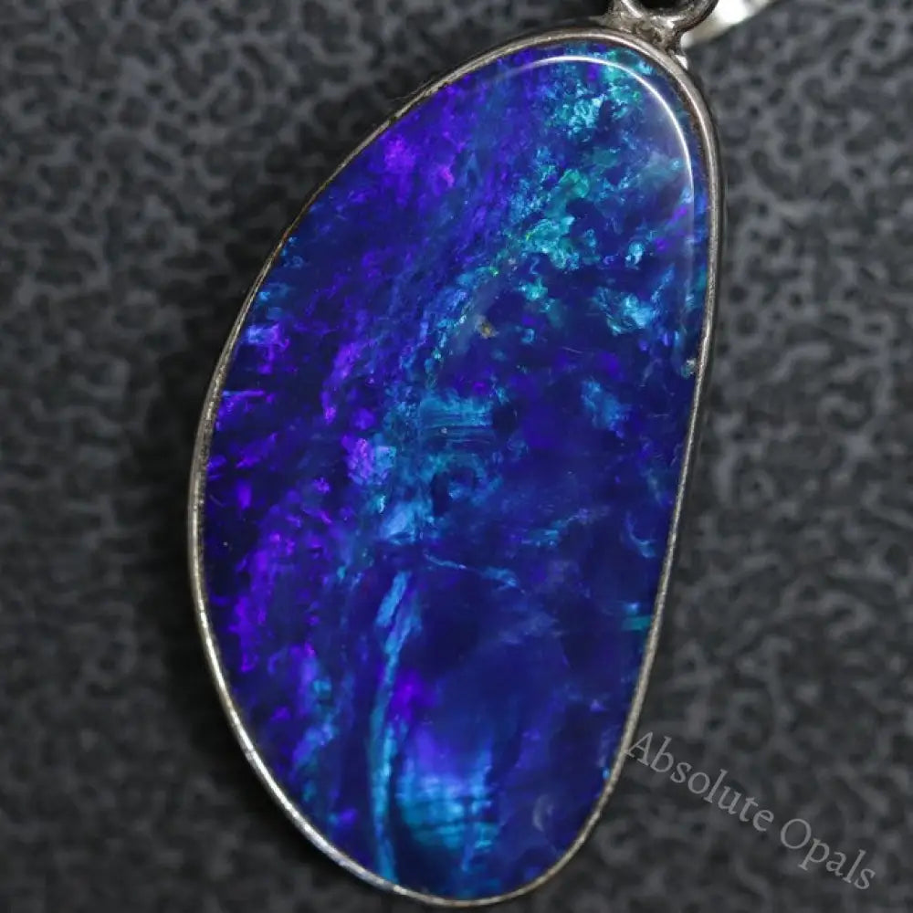 3.90 G Australian Doublet Opal With Silver Pendant: L 37.5 Mm Jewellery