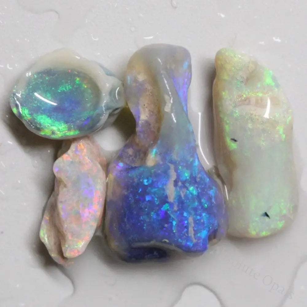 31.0 Cts Black Opal Rough Parcel 13.6-26.3X8.1-14.3X6.1-9.9Mm Au