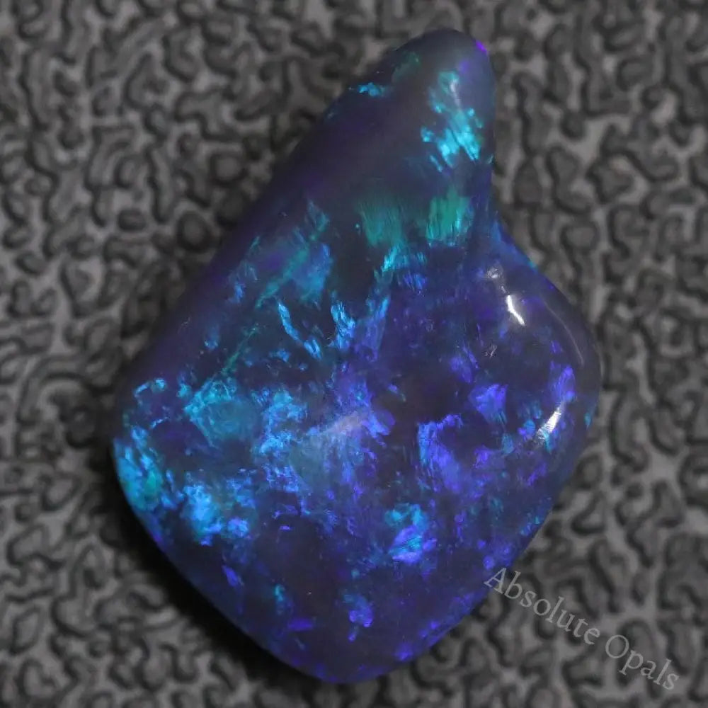 4.45 Cts Australian Black Opal Lightning Ridge Solid Carving Loose Stone