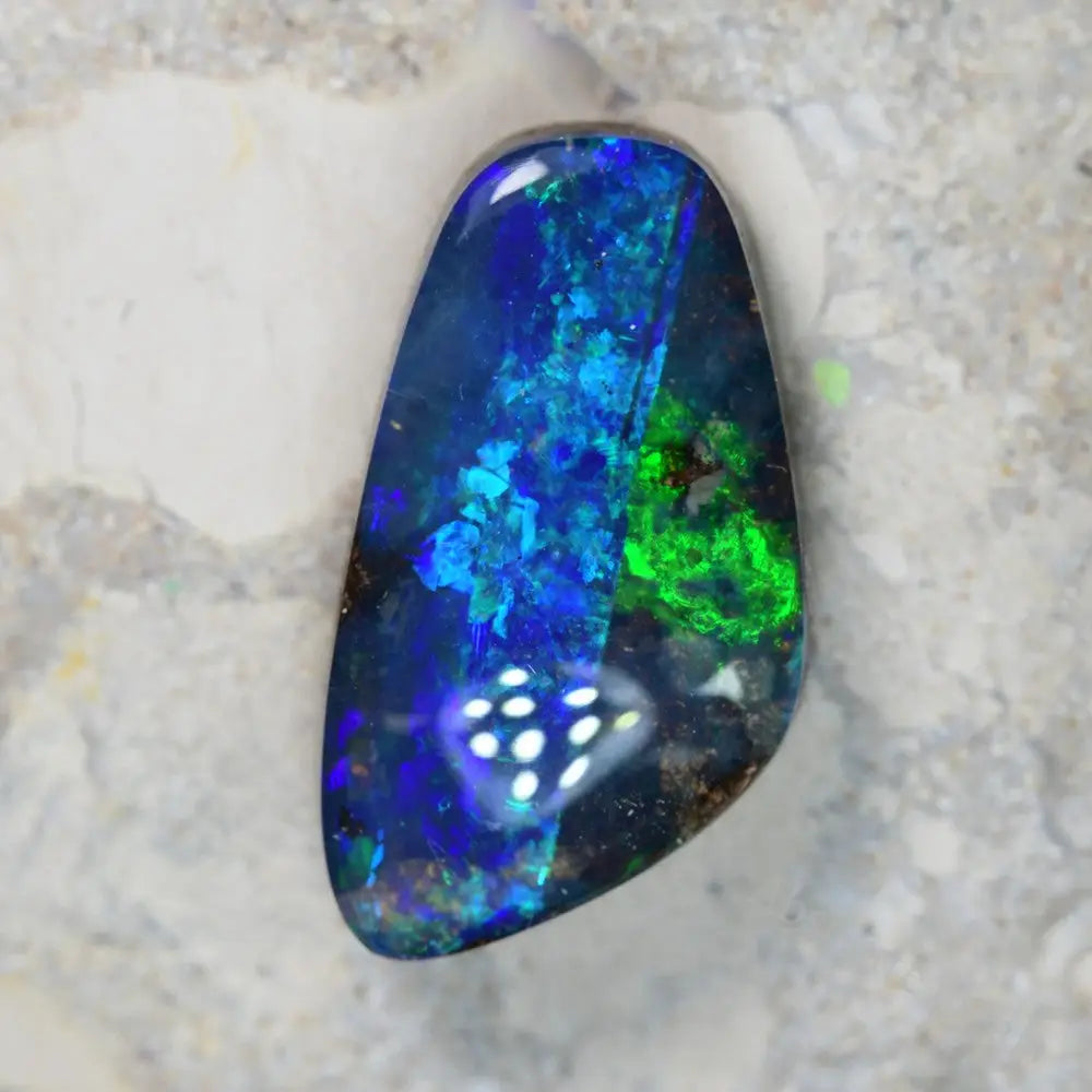 boulder opal stone