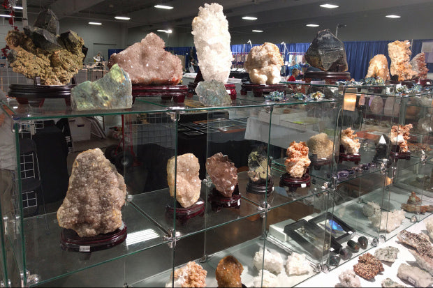 How to display your mineral collection at a rock and gem show
